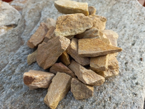 Златолит жёлтый декоративная каменная крошка купить в Кызыле