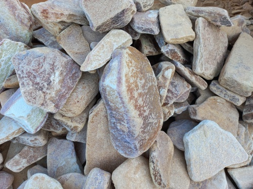 Златолит жёлтый, жёлто-зелёный глыбки и валуны для ланшафтного дизайна купить в Кызыле