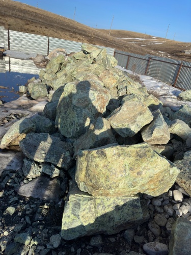 Камни для ландшафтного дизайна зелёные 10-60 килограмм купить в Кызыле