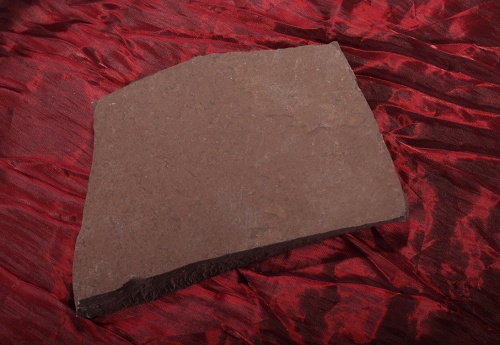 Плитняк лемезит бордовый для цоколя 1,5-2 см купить в Кызыле