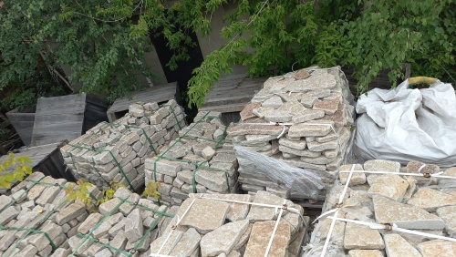 Гранитный плитняк галтованный для парковки купить в Кызыле