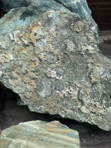 Ландшафтные глыбы зелёные 200-500 килограмм купить в Кызыле