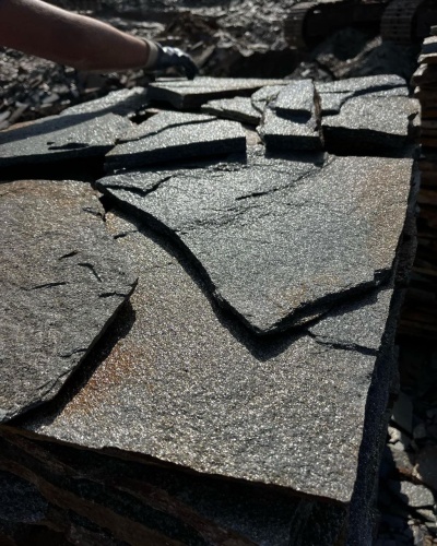 Плитняк златолит серебристый для фасада купить в Кызыле